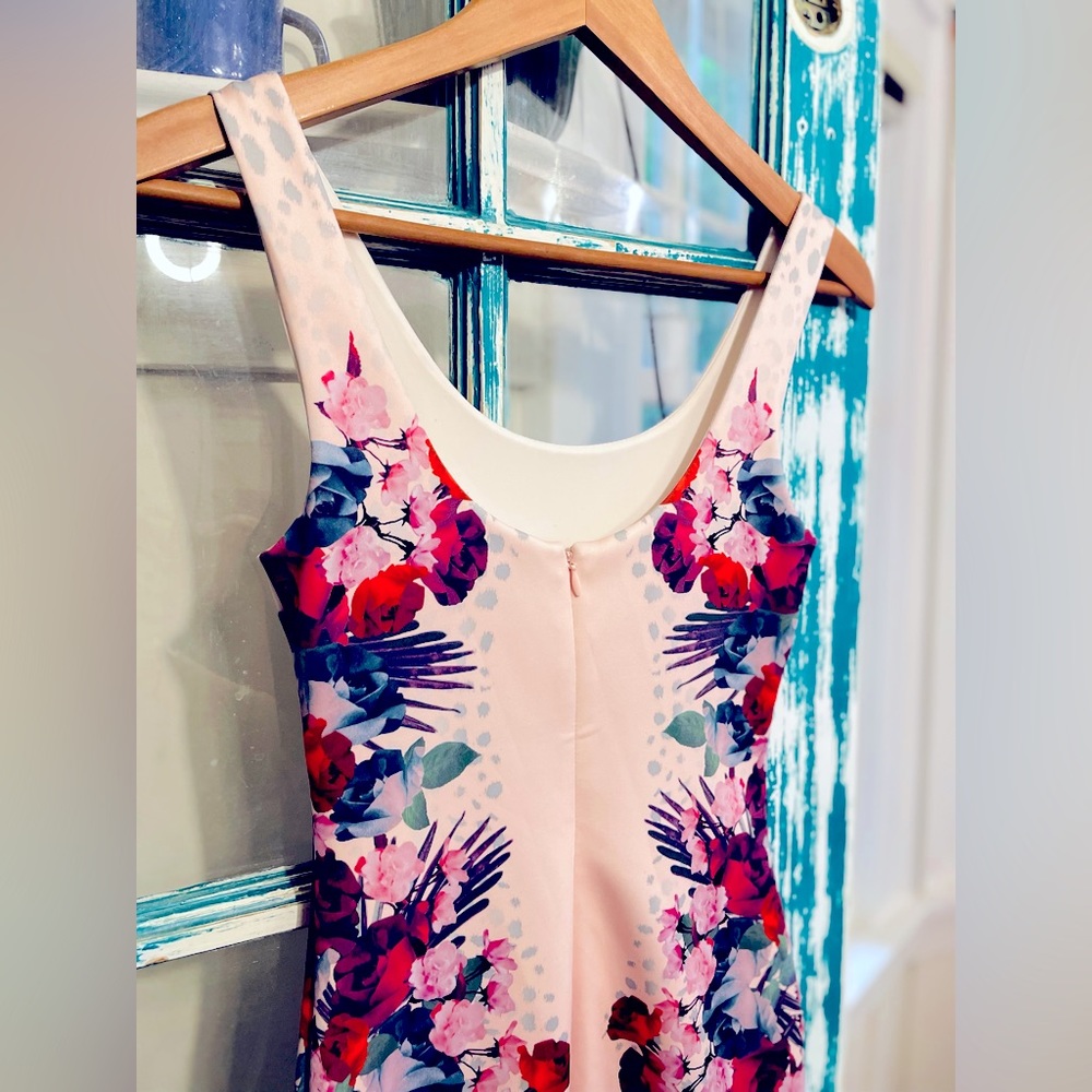 GUESS PALE PINK DRESS